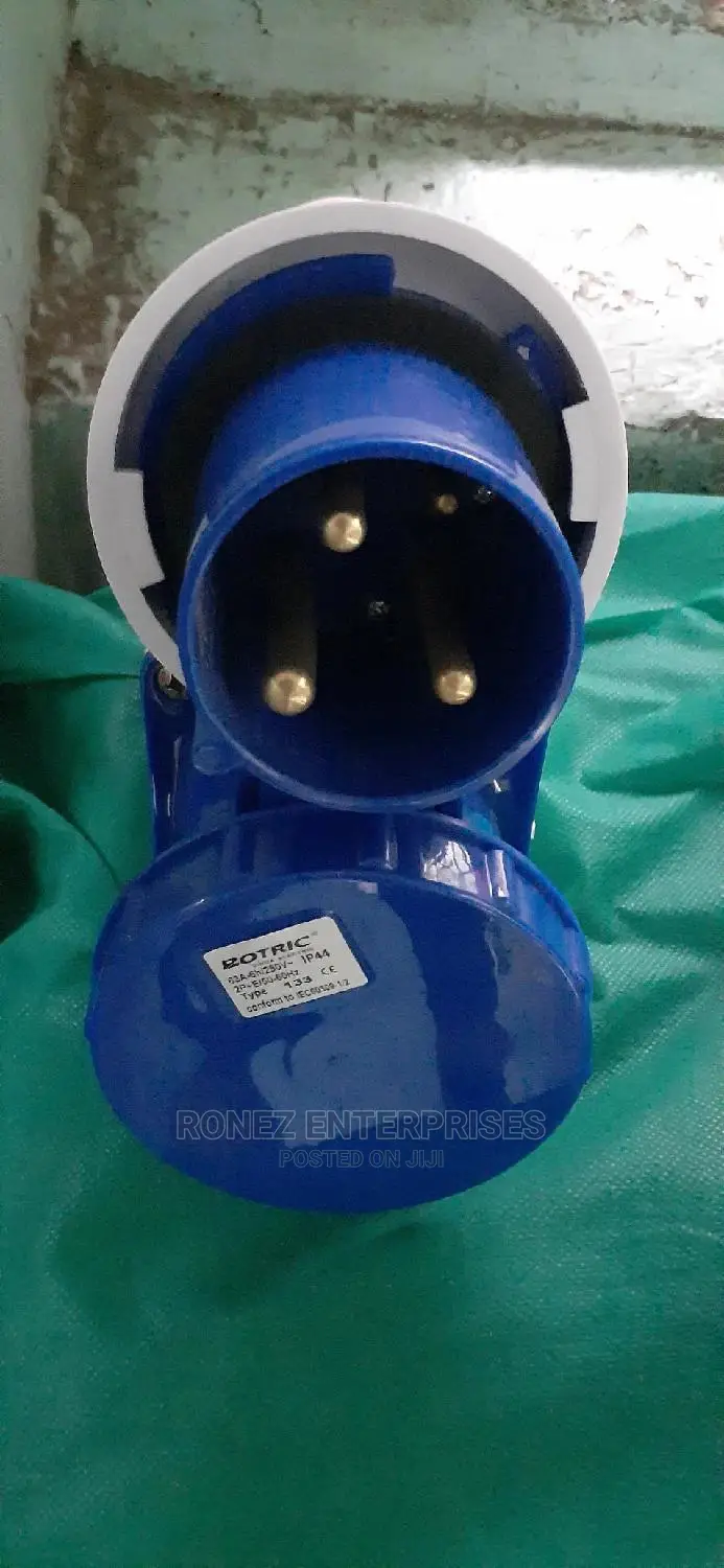 Industrial Socket 63amps 3 Pin