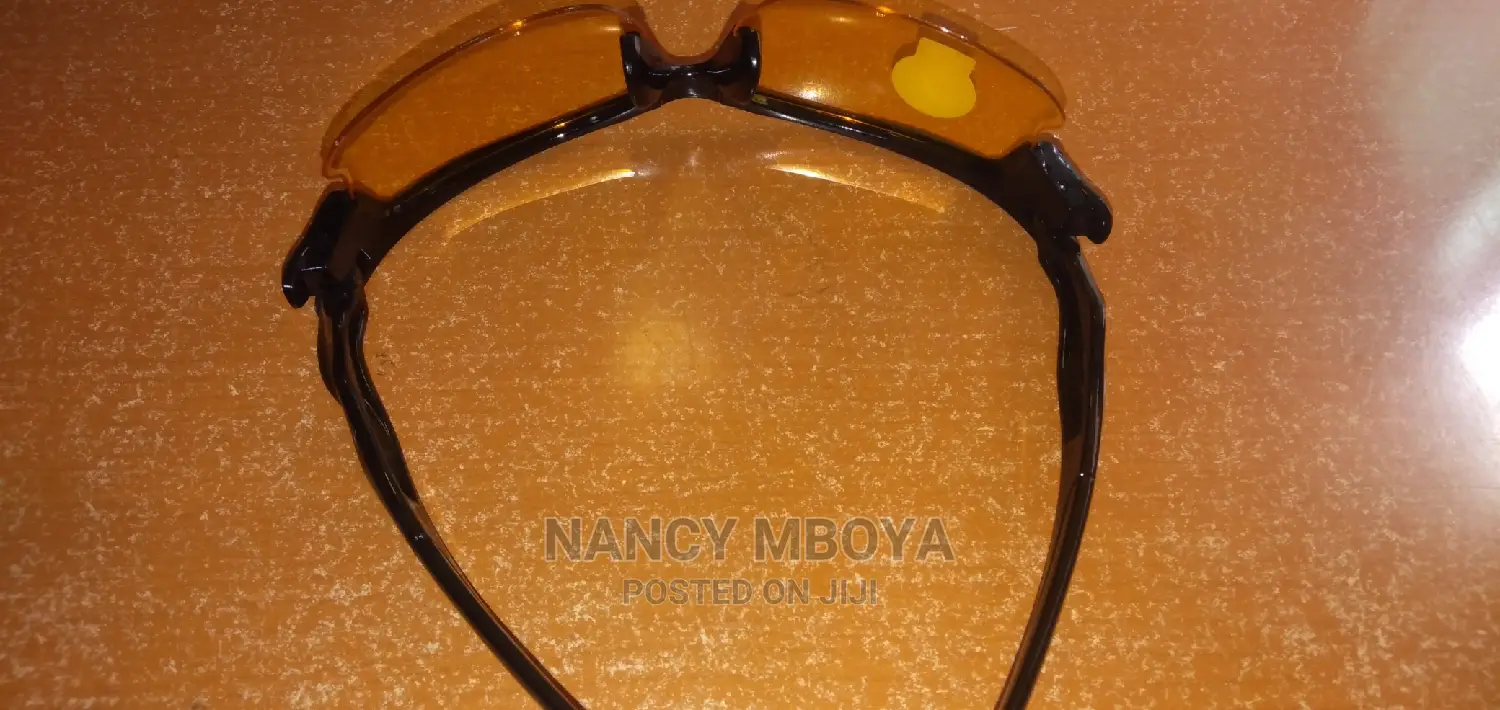 Stylish Night Vision Driving Glass