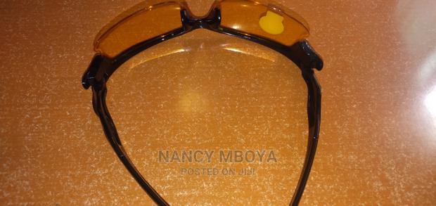 Stylish Night Vision Driving Glass - thumbnail 2