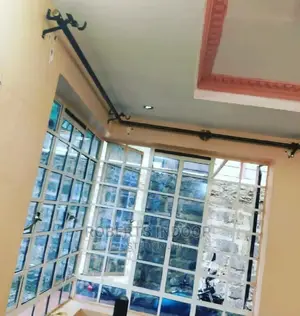 Adjustable Curtain Rod