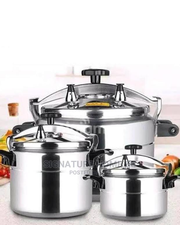 Aluminum Heavy Gauge Pressure Cooker