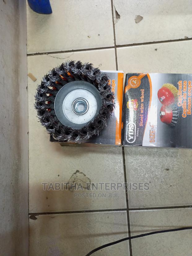 Cup Brush Wire - main view