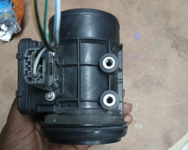 Mass Airflow Sensor for Nisan Vanett - main view