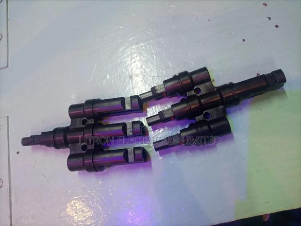 Y-4 Connectors - main view