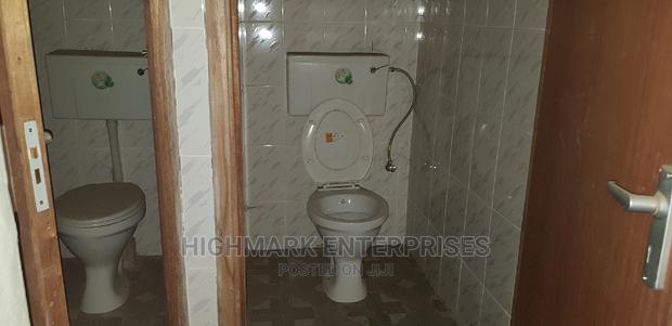 7000 Sq Feet Godown to Let - thumbnail 8