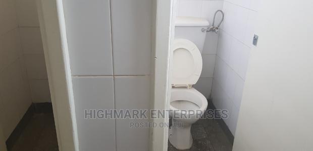 Warehouse/Godowns to Let - thumbnail 4