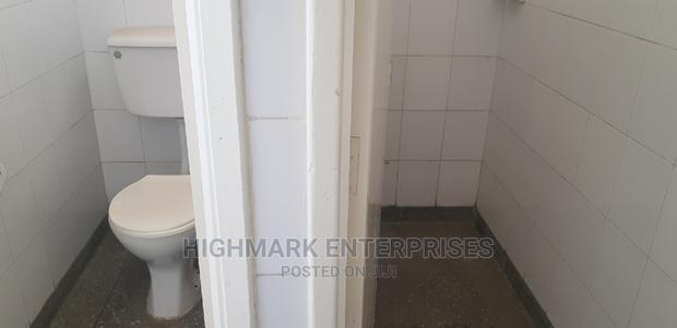 Warehouse/Godowns to Let - thumbnail 6