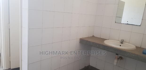 Warehouse/Godowns to Let - thumbnail 5