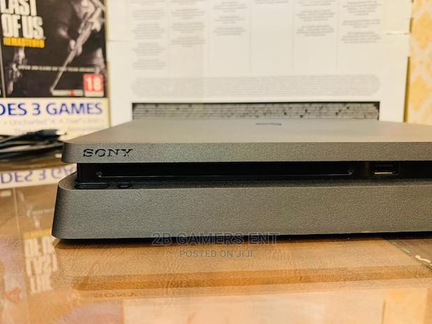 Slightly Used, Open Box, Very Clean 10 Games - thumbnail 3