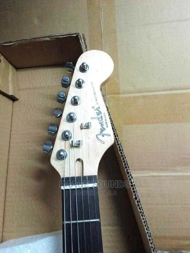 Guitar Fender- 3 Pick-Ups Original - main view