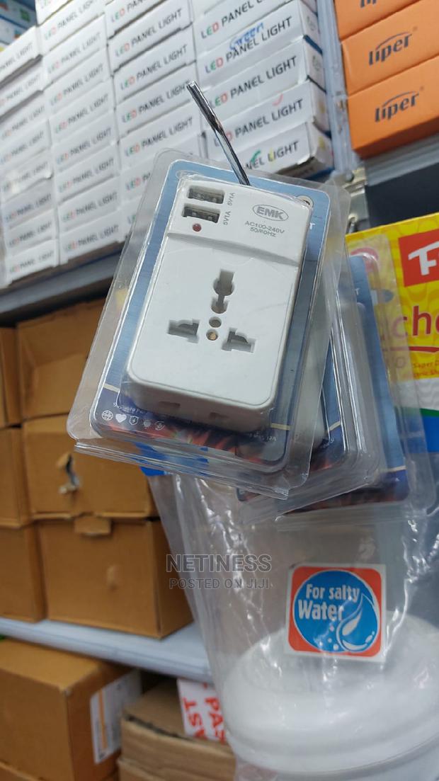 Travel Adapter - main view