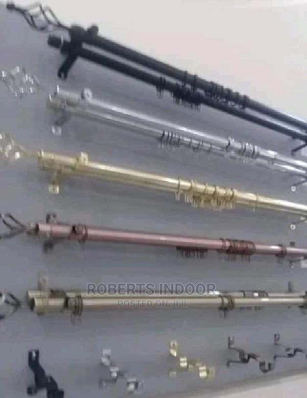 Extendable Curtain Rod - main view