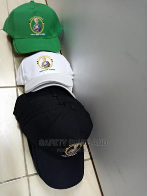 Caps-Fitting-Comfy-Branded - thumbnail 2