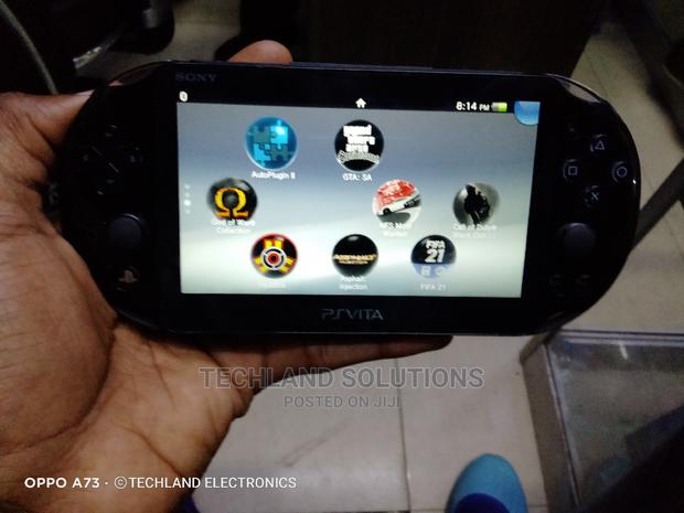 Used SONY Playstation Vita - thumbnail 3