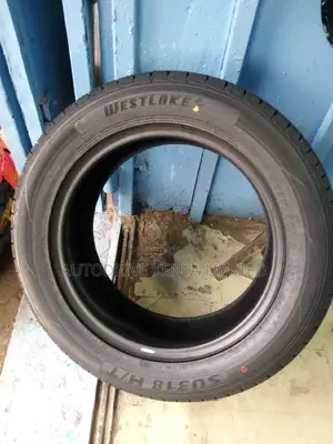 235/60r18 Westlake 103V