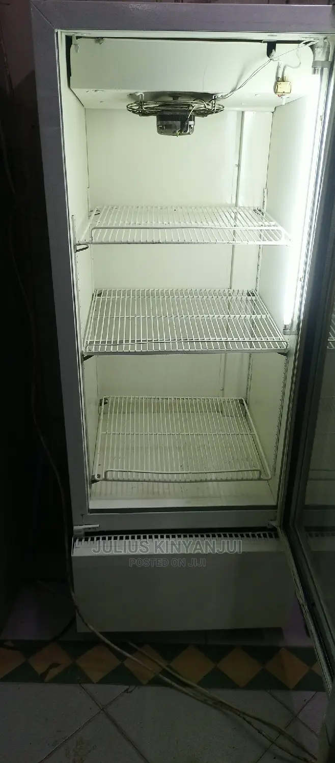 Bottle Cooling Display
