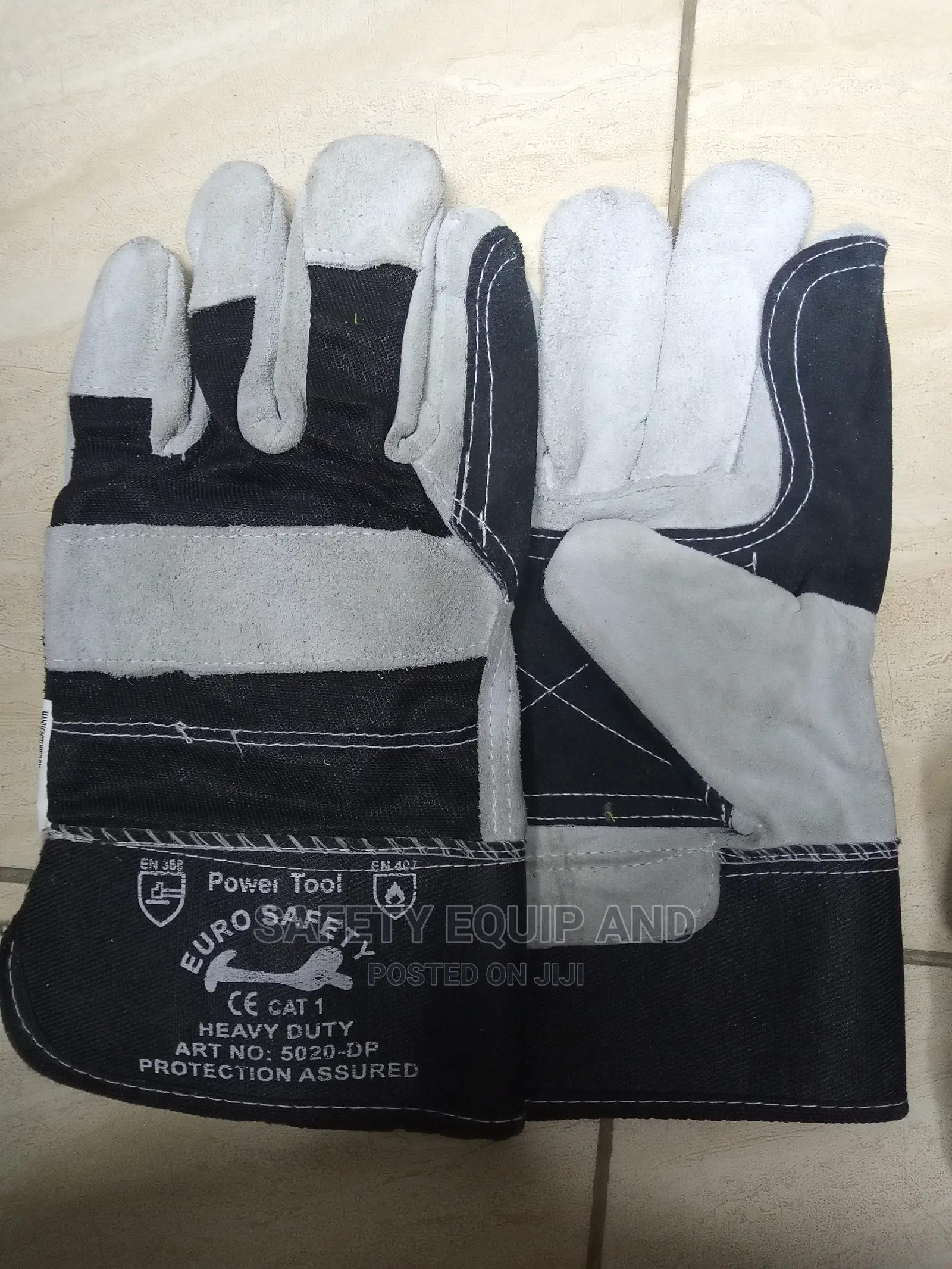 Gloves-Industrial Safety Glove for Holding Machine