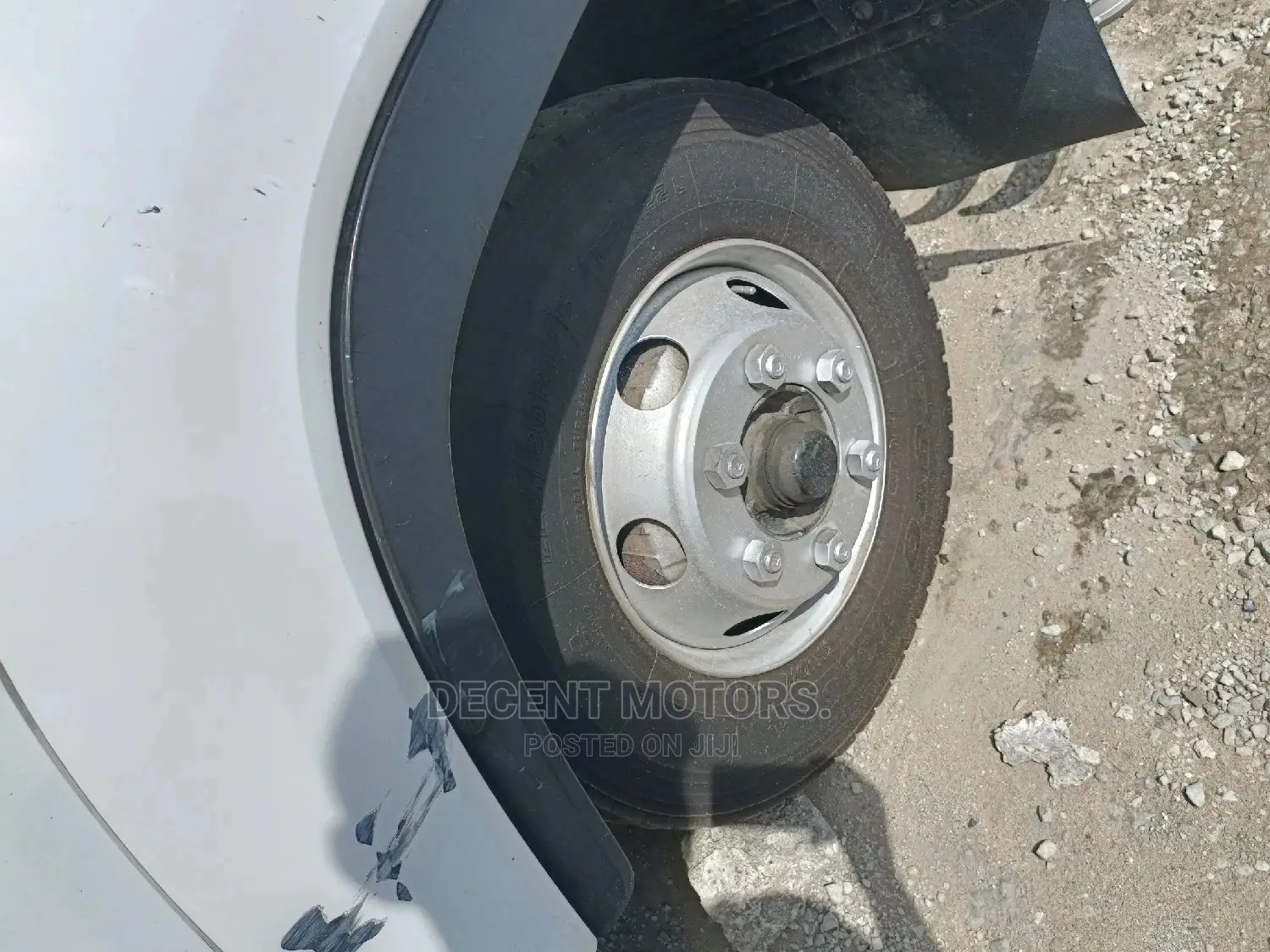 Isuzu Forward Box Body