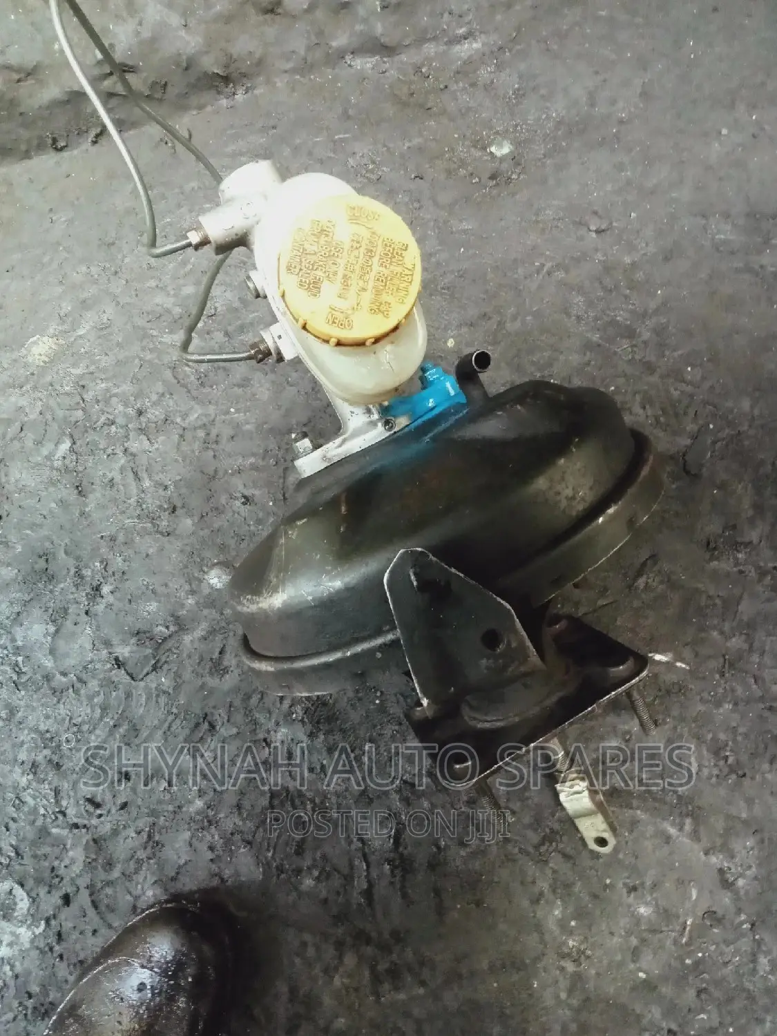 Brake Booster and Master Cylinder Land Rover 109,110