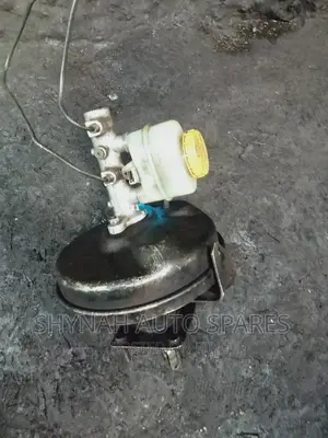 Brake Booster and Master Cylinder Land Rover 109,110