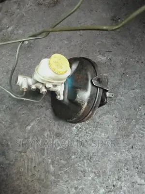 Brake Booster and Master Cylinder Land Rover 109,110