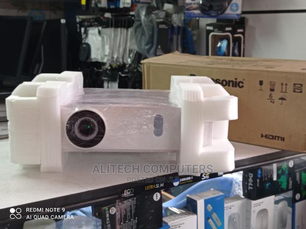 Panasonic Pt-Vx 420 Projectors - main view