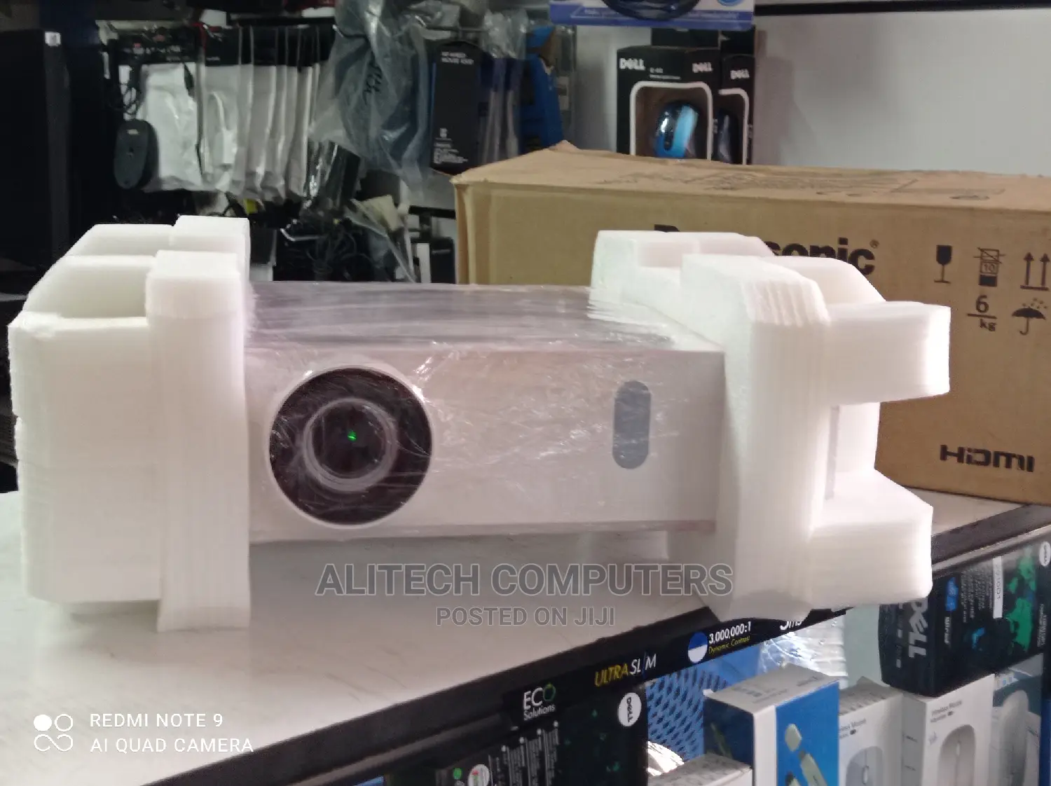 Panasonic Pt-Vx 420 Projectors