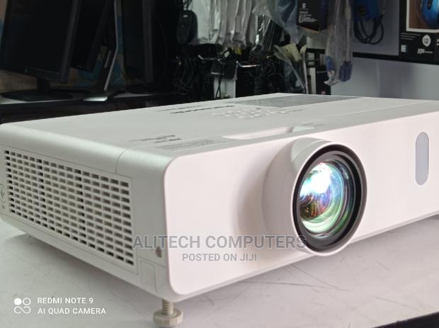 Panasonic Pt-Vx 420 Projectors - thumbnail 5