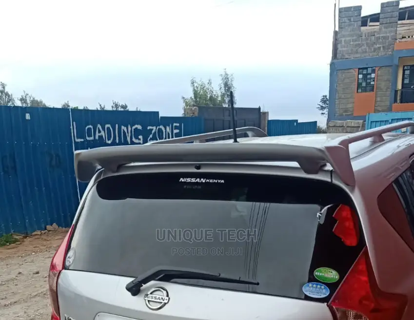Nissan Note Grey Spoiler