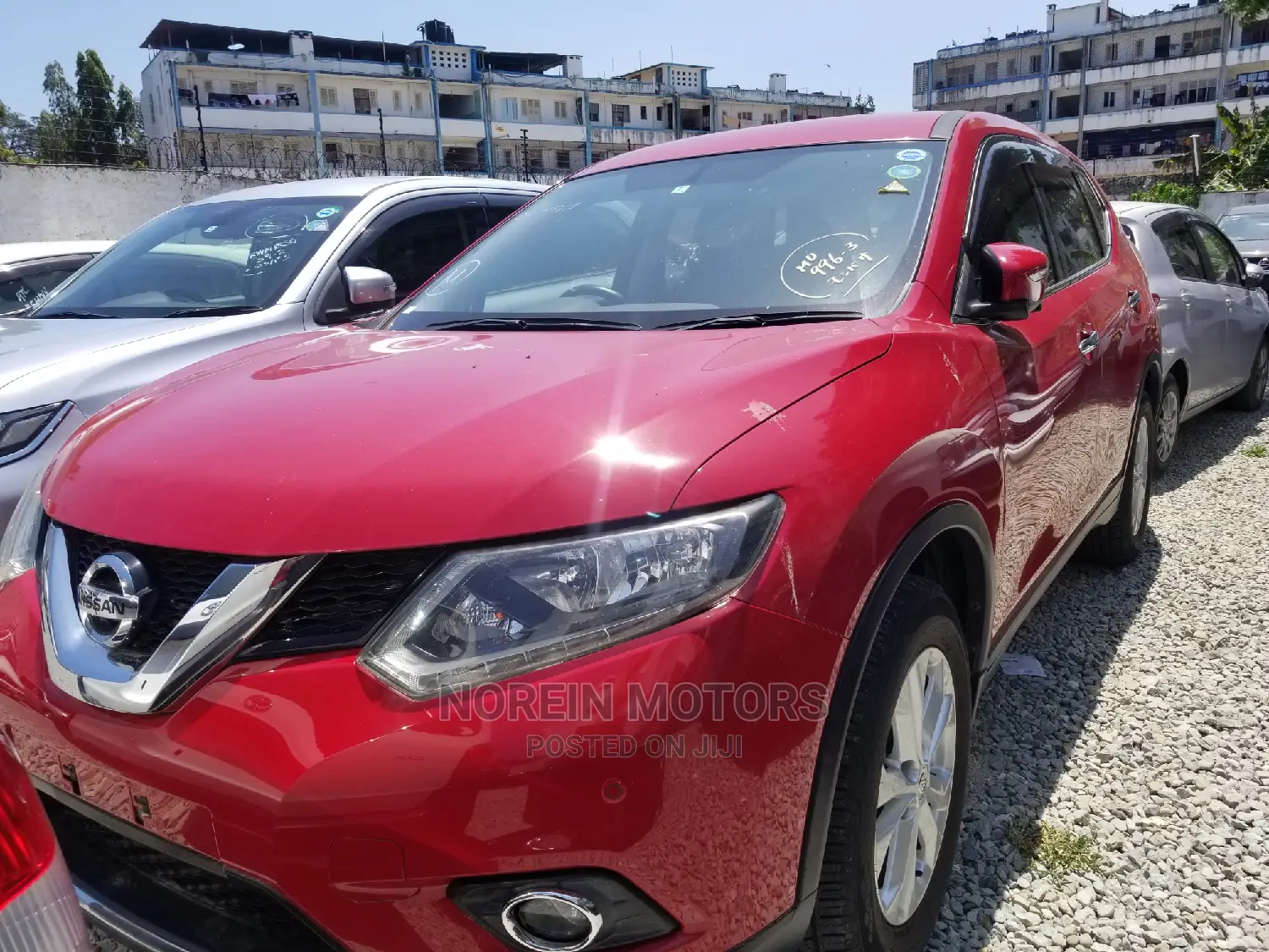 Nissan X-Trail 2014 SV Premium Red
