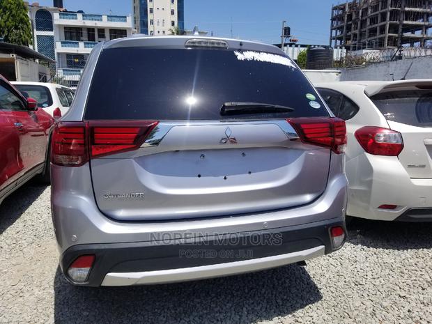 Mitsubishi Outlander 2014 Gray - thumbnail 2