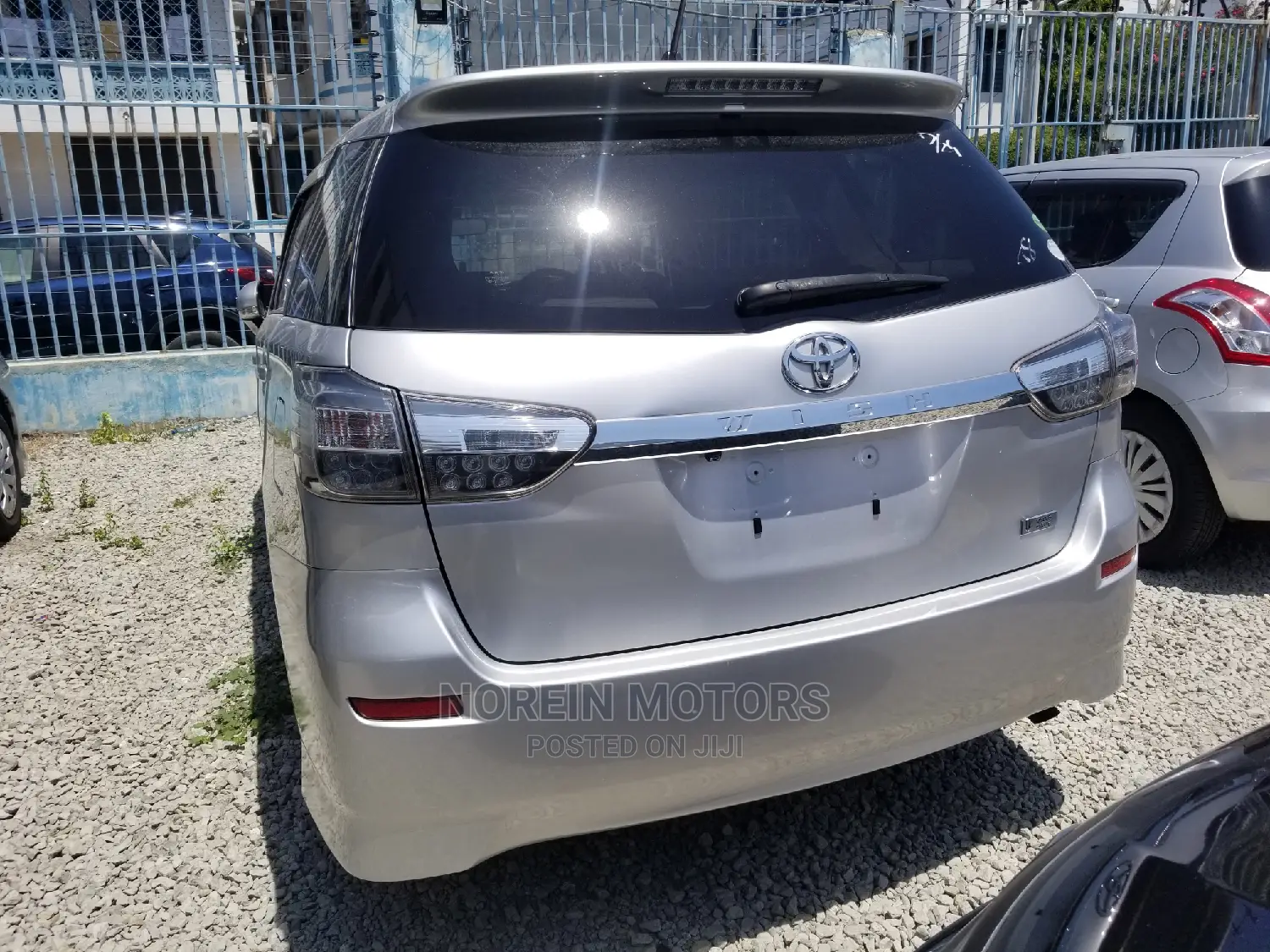 Toyota Wish 2014 Silver