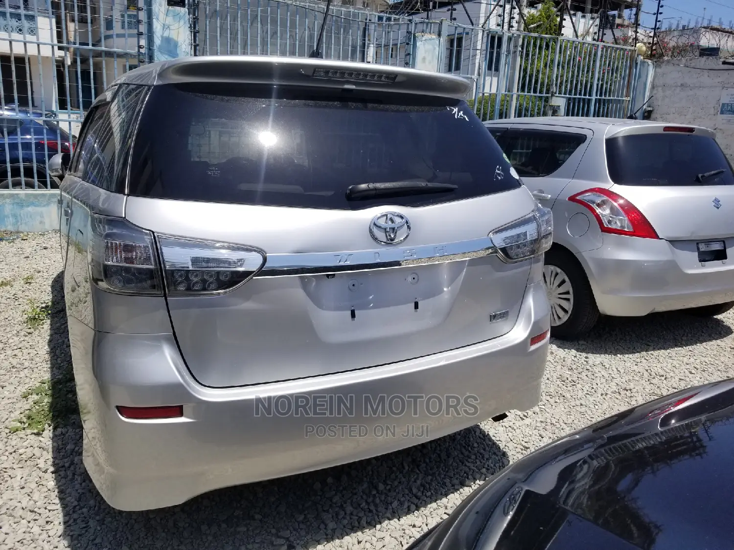Toyota Wish 2014 Silver