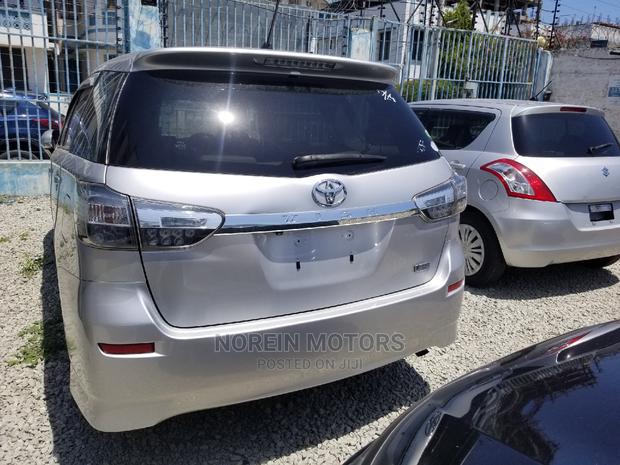 Toyota Wish 2014 Silver - thumbnail 6