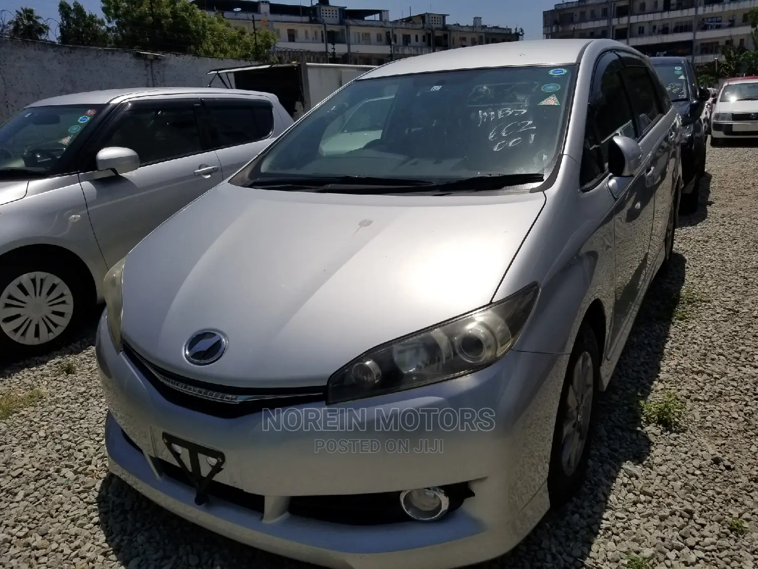 Toyota Wish 2014 Silver