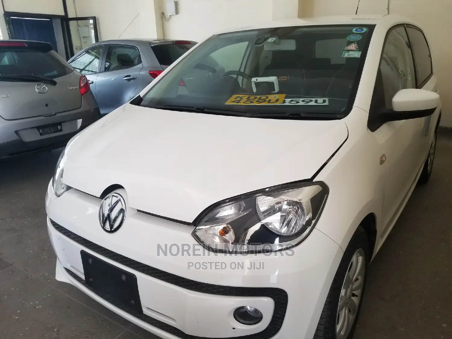 Volkswagen Up 2014 Silver