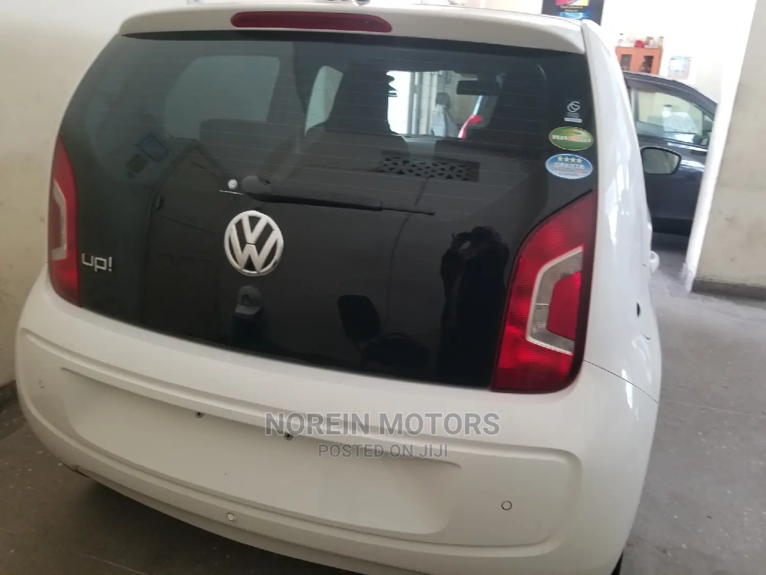Volkswagen Up 2014 Silver