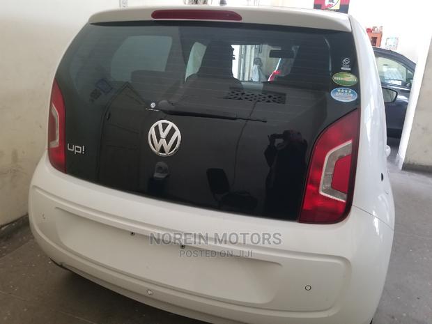 Volkswagen Up 2014 Silver - thumbnail 4
