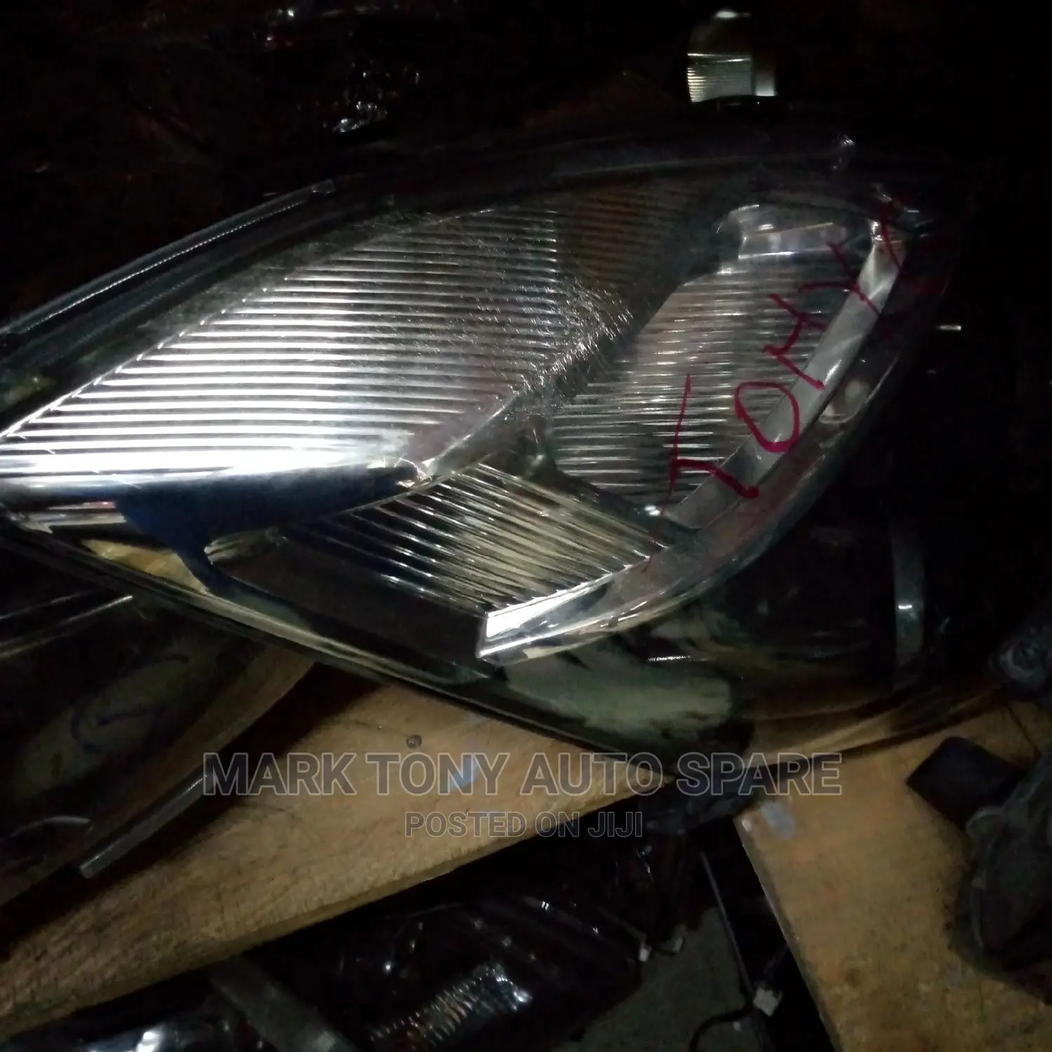 Isis Headlight 2010