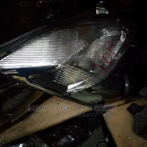 Isis Headlight 2010
