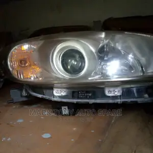 Premacy Headlight