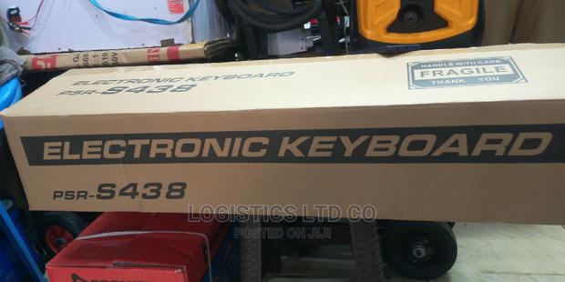 Yamaha Keyboard PSR - S438 - thumbnail 2