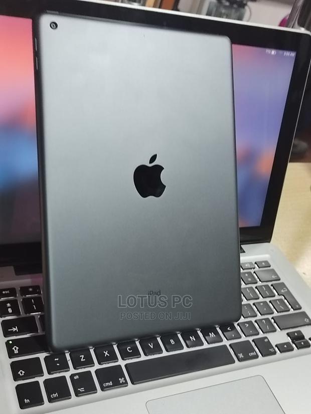 Apple iPad Pro 12.9 (2017) 128 GB Silver - thumbnail 3