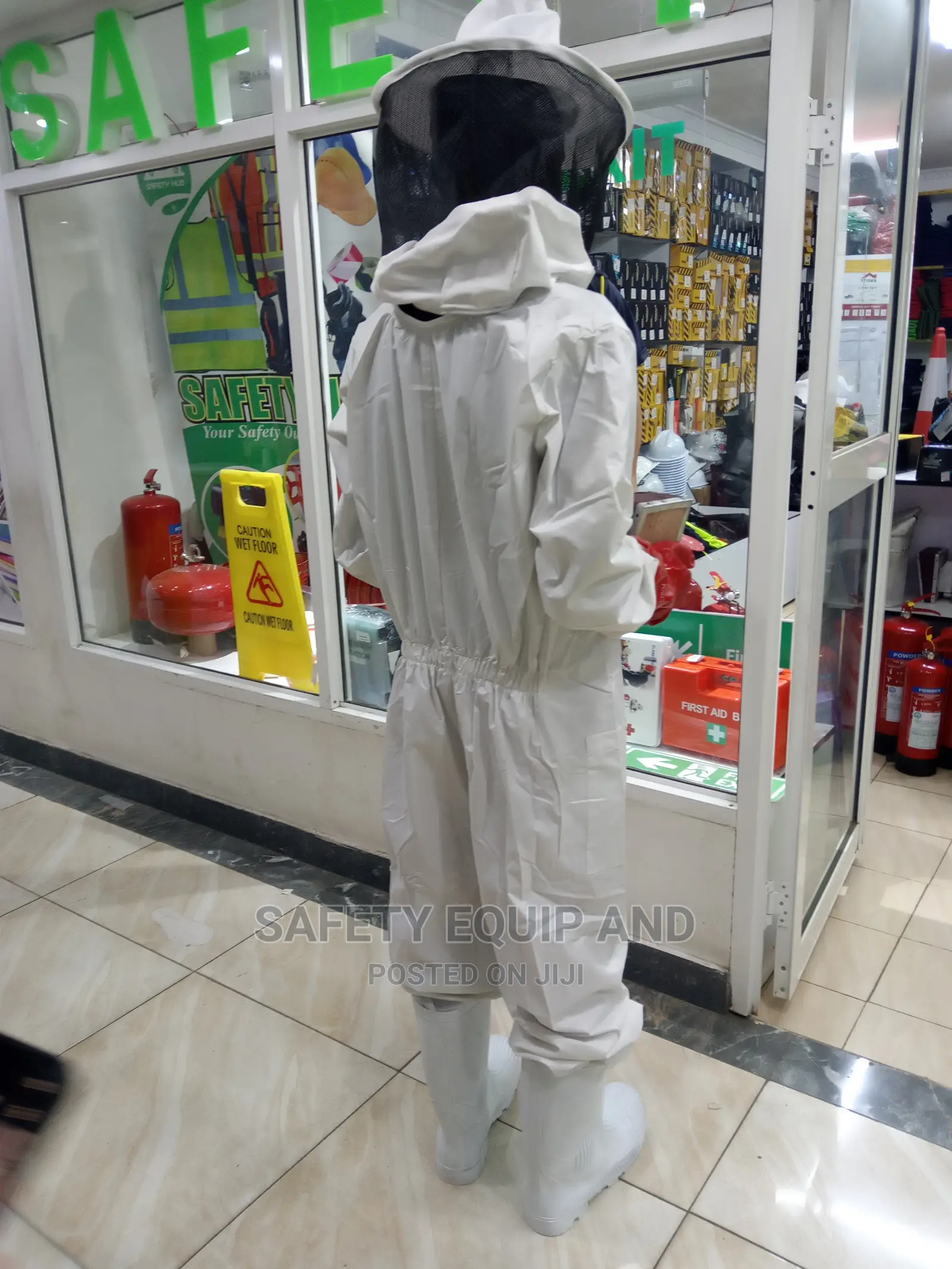 Bee Suits- Safety Bee Suit With Smoker