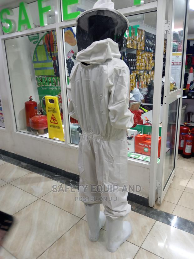 Bee Suits- Safety Bee Suit With Smoker