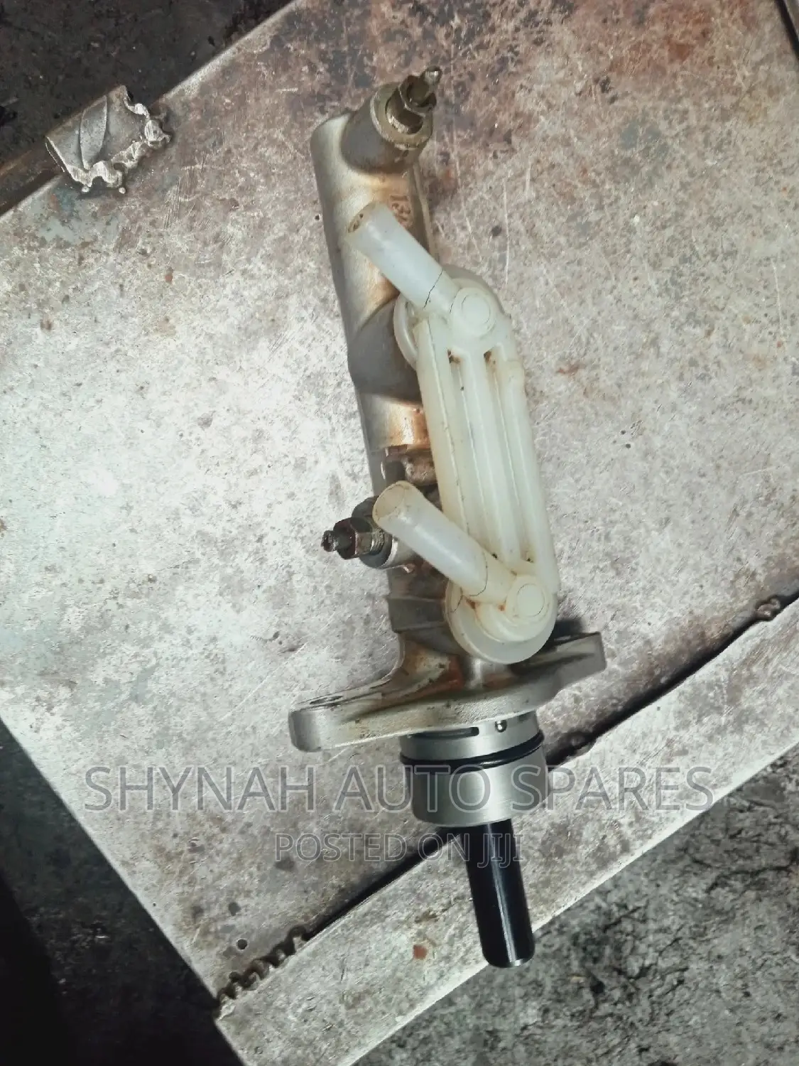 Brake Master Cylinder Toyota Voxy,Isis,Ipsum E.T.C