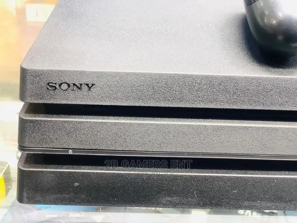 Play Station 4 Pro, 4K Resolution, EX UK