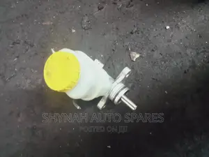 Brake Master Cylinder Wingroad (Y11)