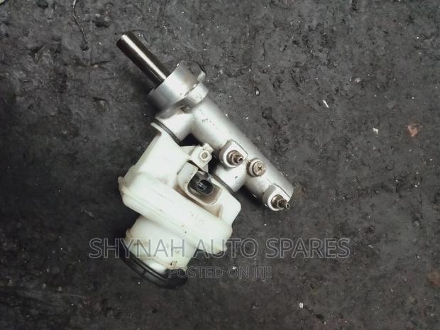 Brake Master Cylinder Isuzu Dmax - thumbnail 3