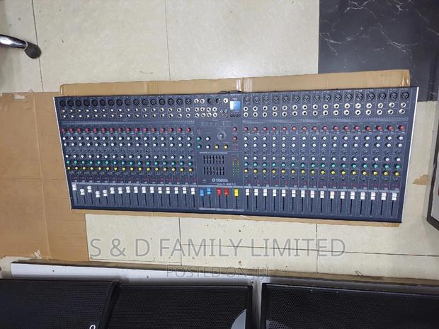 Yamaha 32 Channels Plain Mixer - thumbnail 2